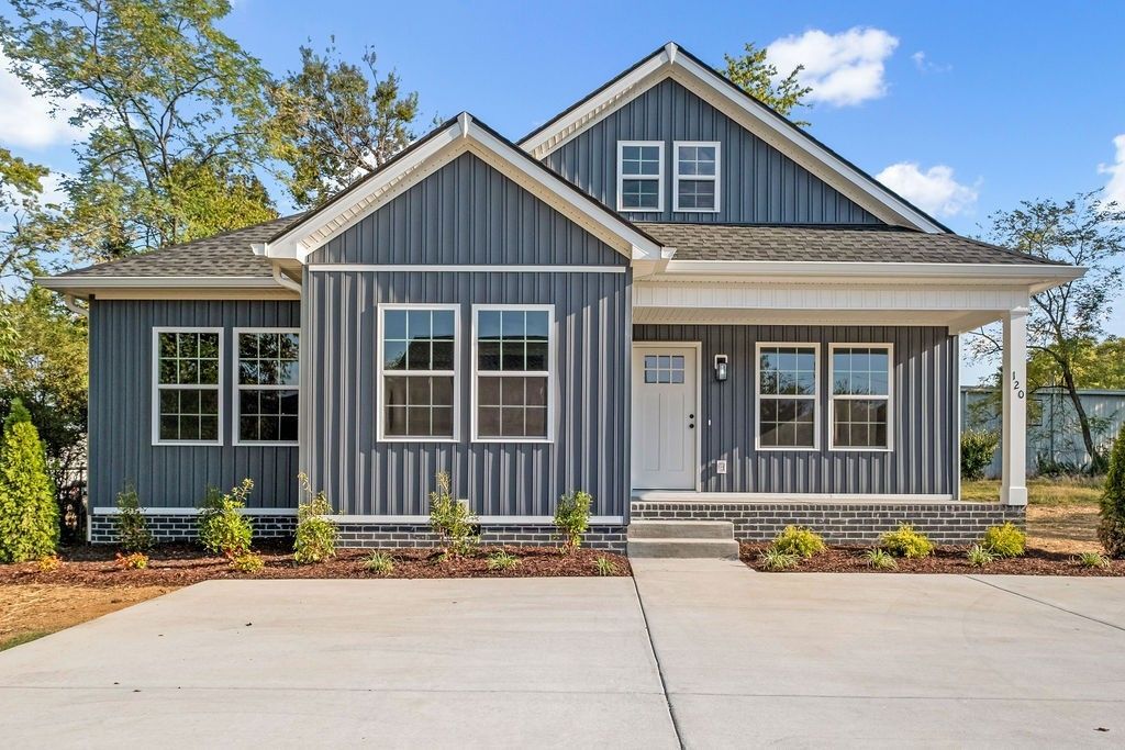 206 Ross Ave, Unit 120, Gallatin, TN 37066 Main Photo