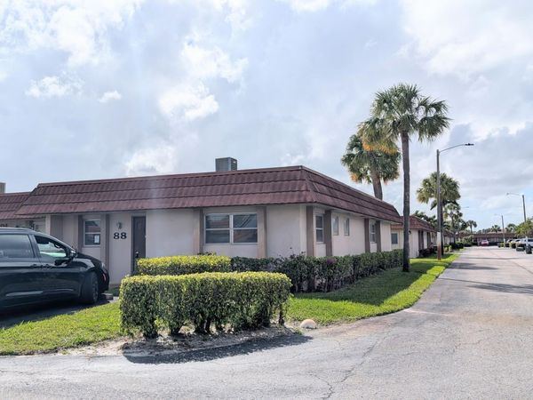 5775 Fernley Drive, Unit 88, West Palm Beach, FL 33415