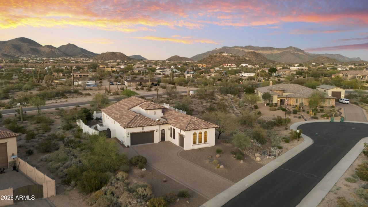 8334 E Laurel Circle, Mesa, AZ 85207 Main Photo