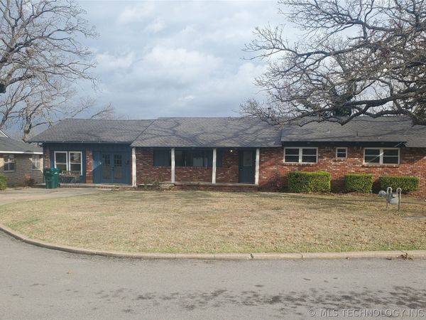 105 E Saddle Rock Road , Sand Springs, OK 74063