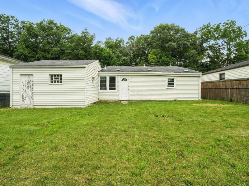 354 Fernhill Avenue , Columbus, OH 43228 Photo 23