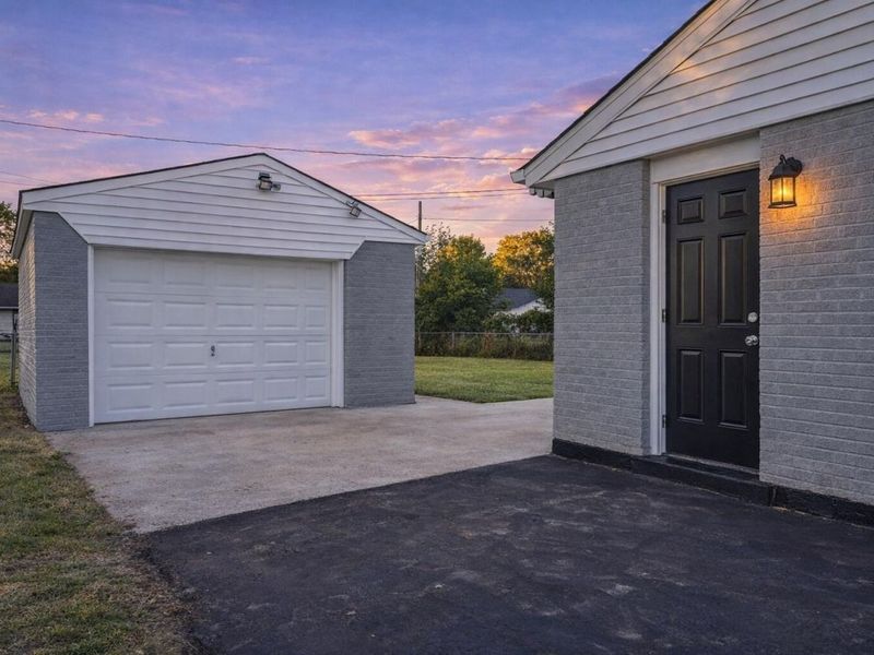 3955 Fulton Street , Columbus, OH 43227 Photo 7