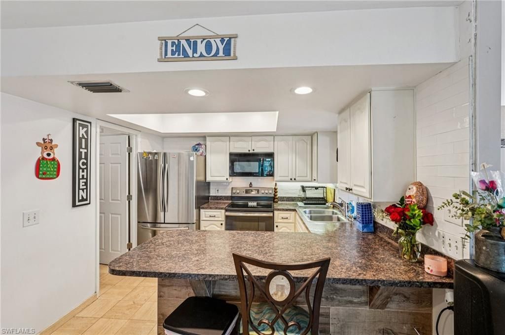 17034 Golfside Cir, Unit 701, Fort Myers, FL 33908 Photo