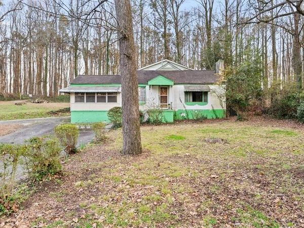 2706 Burton Road NW, Atlanta, GA 30311