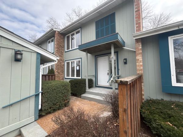 245 Driftwood Lane, Bloomingdale, IL 60108