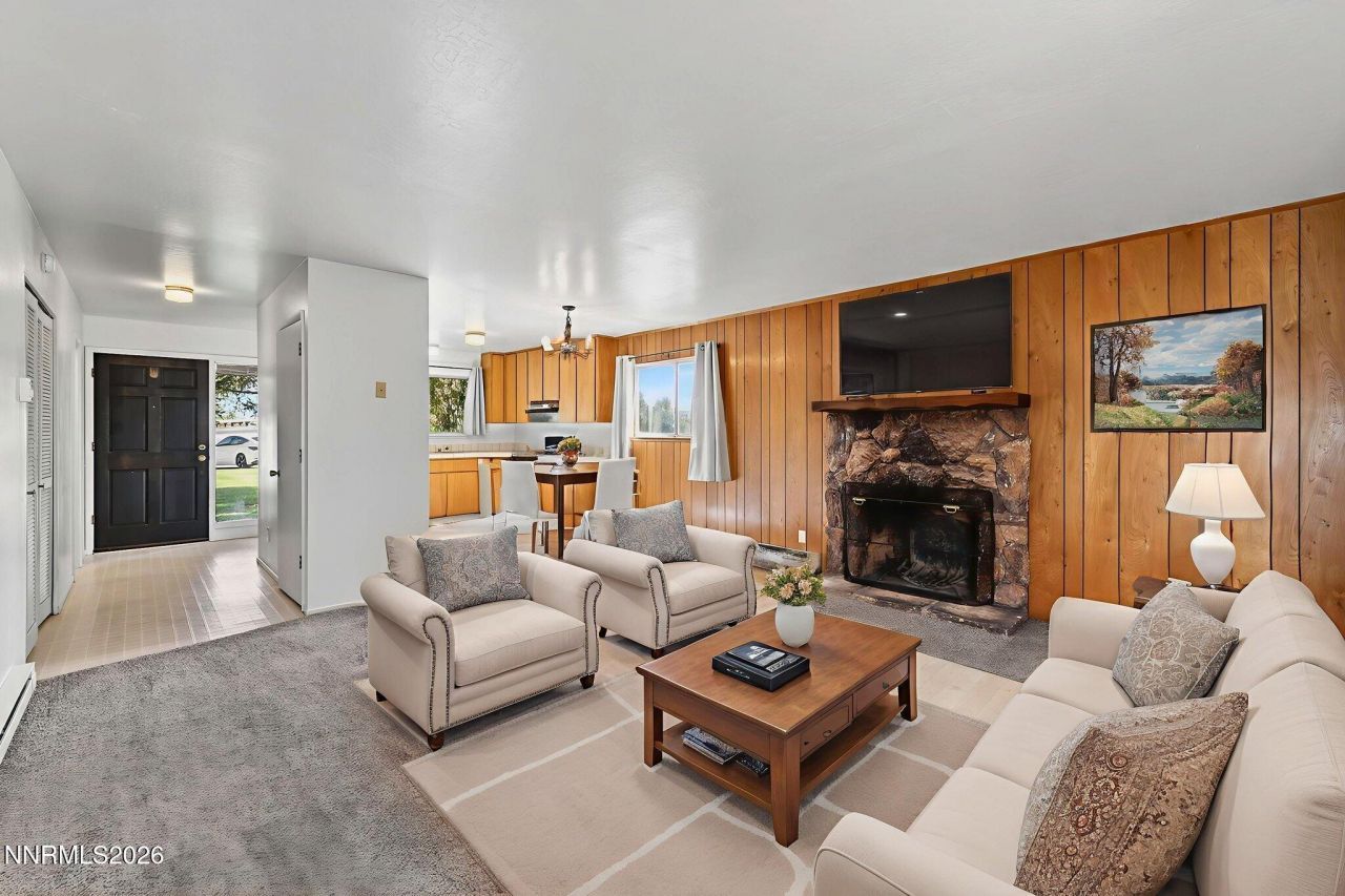1051 Riverview Drive, Gardnerville, NV 89460 Photo