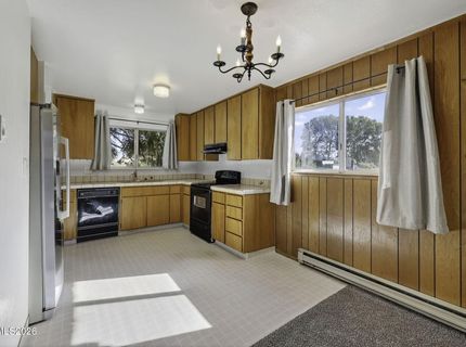 1051 Riverview Drive, Gardnerville, NV 89460 Photo