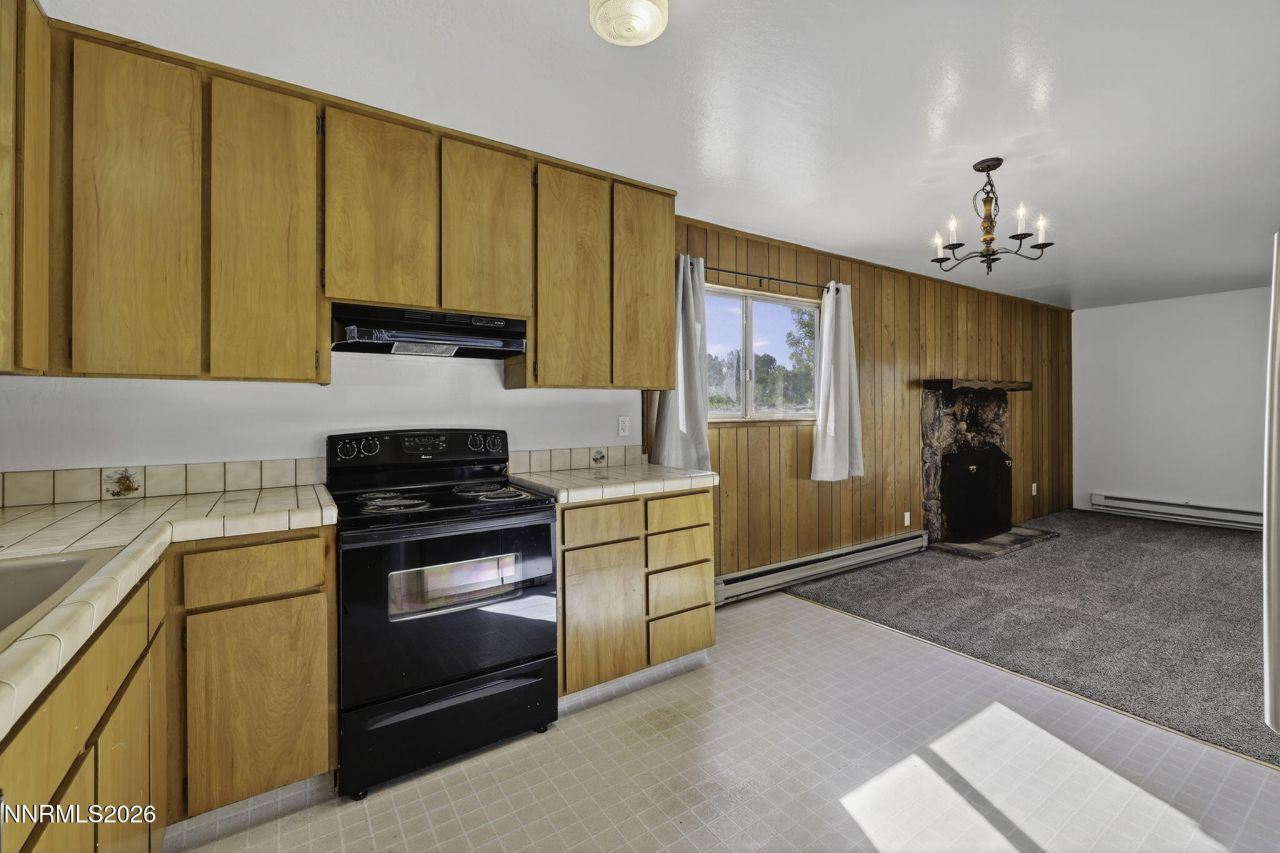 1051 Riverview Drive, Gardnerville, NV 89460 Photo