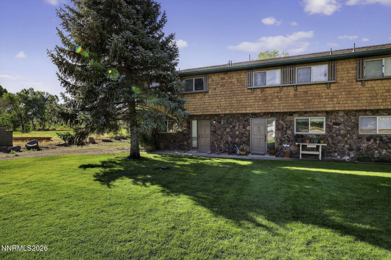 1051 Riverview Drive, Gardnerville, NV 89460 Photo