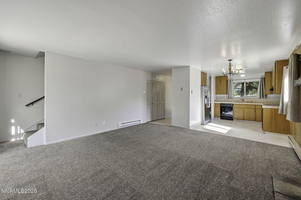 1051 Riverview Drive, Gardnerville, NV 89460 Photo