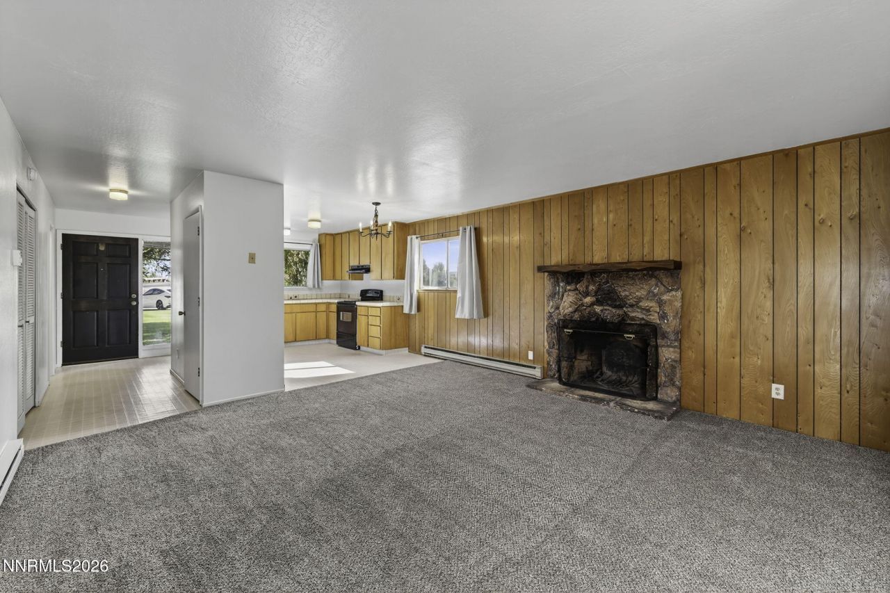 1051 Riverview Drive, Gardnerville, NV 89460 Photo