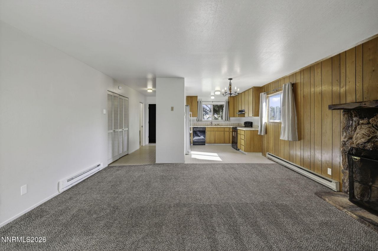 1051 Riverview Drive, Gardnerville, NV 89460 Photo