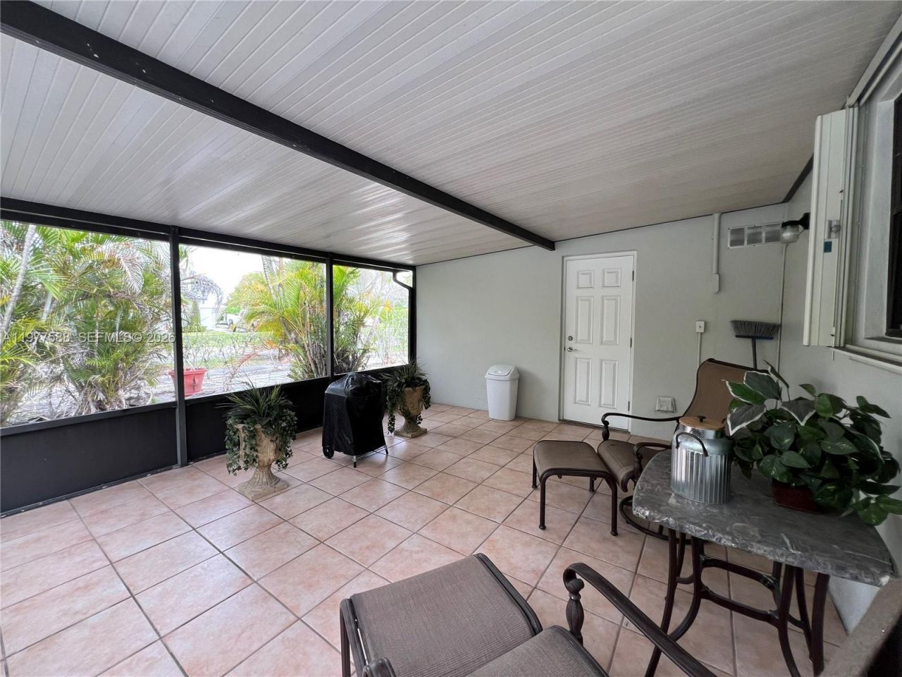 18160 NW 82nd Ave , Hialeah, FL 33015 Photo