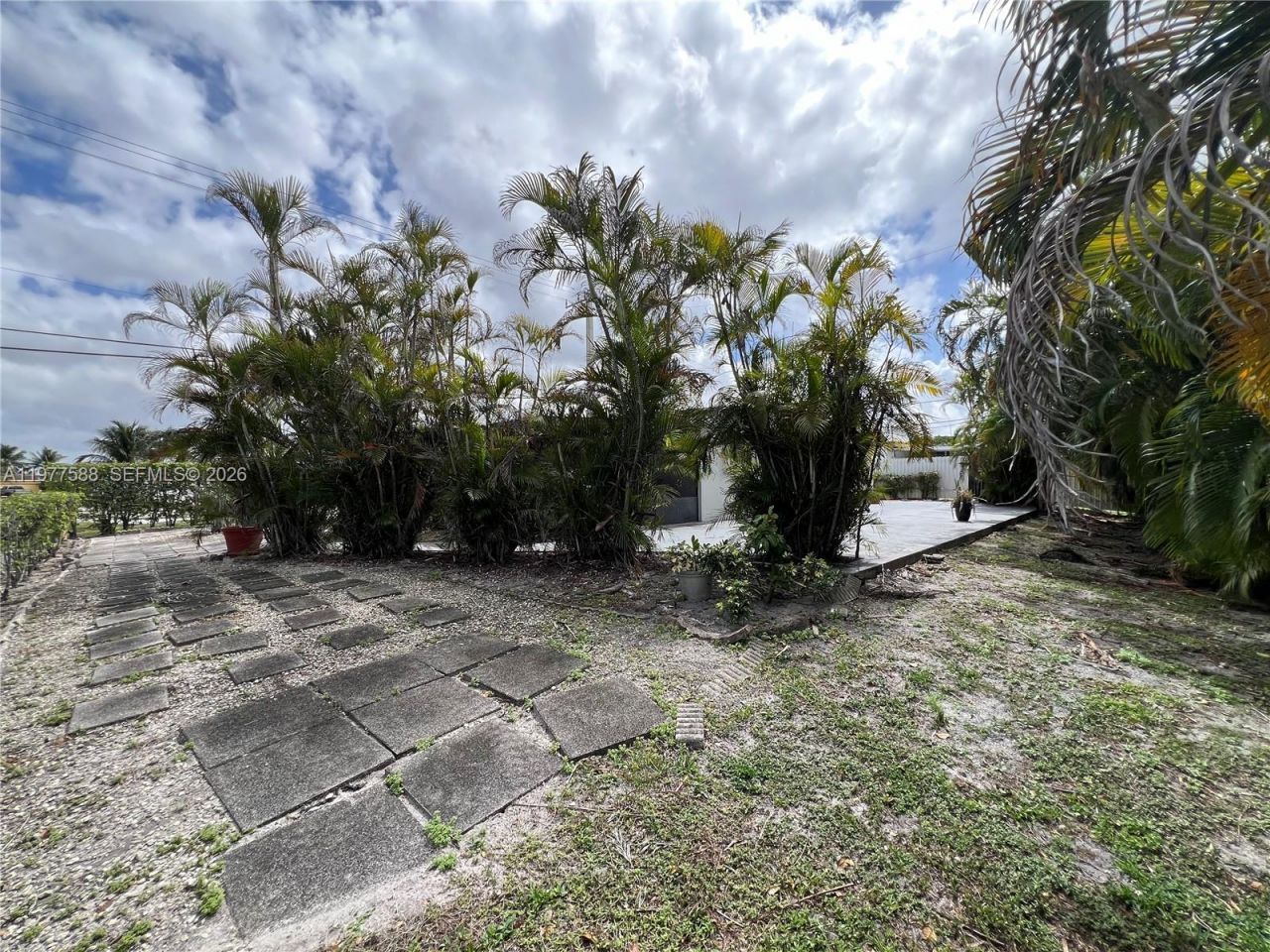 18160 NW 82nd Ave , Hialeah, FL 33015 Photo