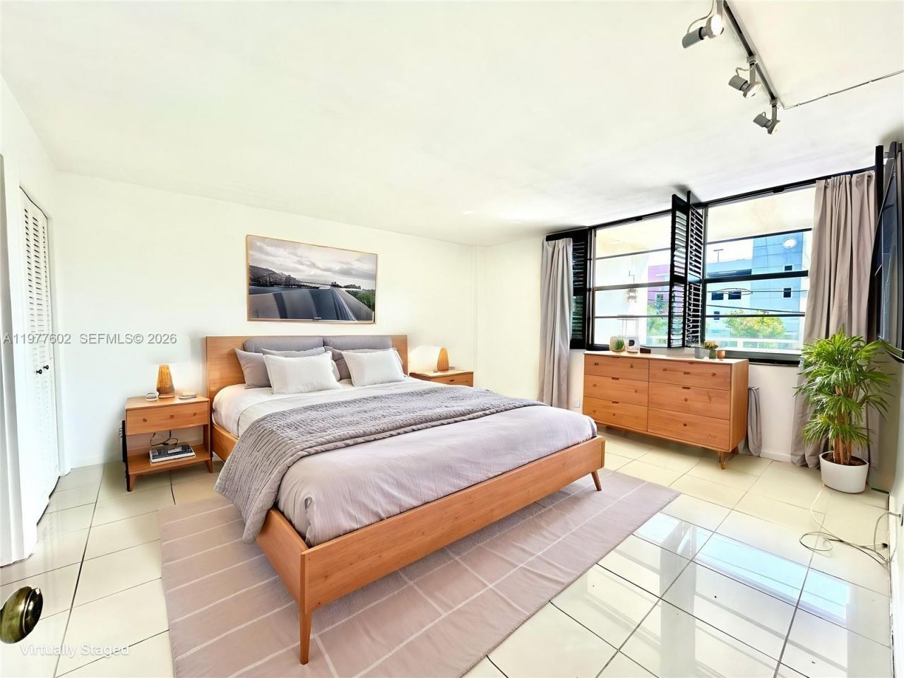 9500 W Bay Harbor Dr , Unit 2G, Bay Harbor Islands, FL 33154 Photo