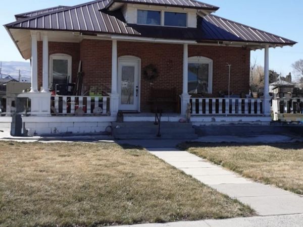 145 N Lincoln, Oakley, ID 83346