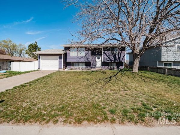 1620 Jade Dr, Pocatello, ID 83202