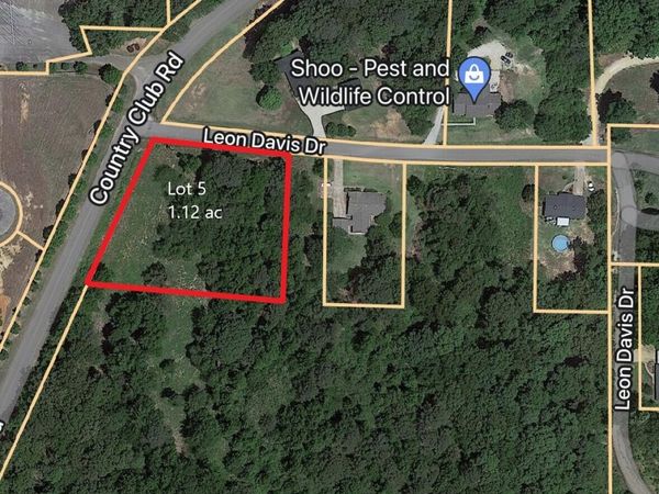Lot 5 Leon Davis Dr., Fulton, MS 38843