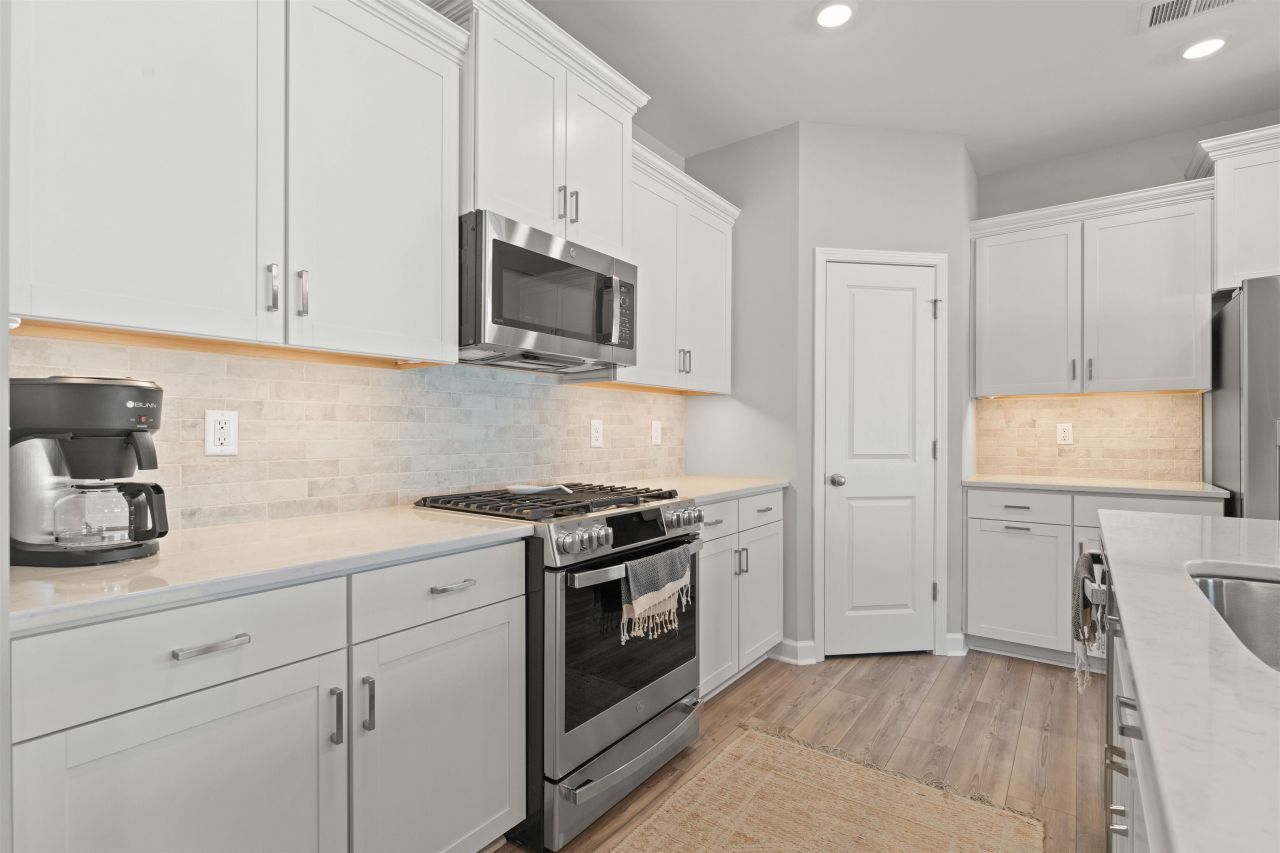 1023 Agostino Dr.  Photo 14