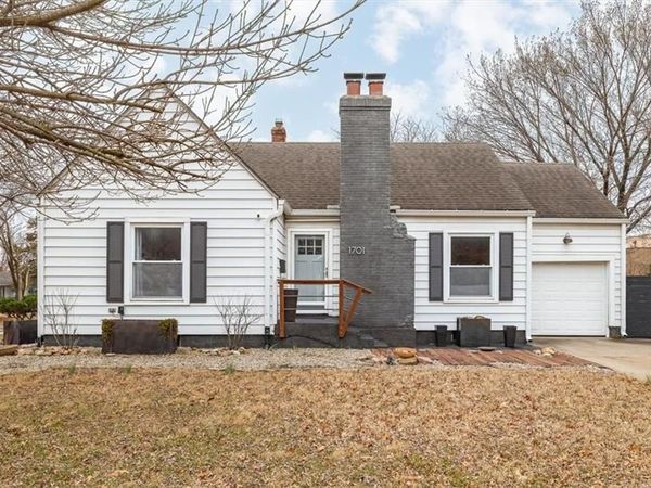 1701 Alabama Street, Lawrence, KS 66044