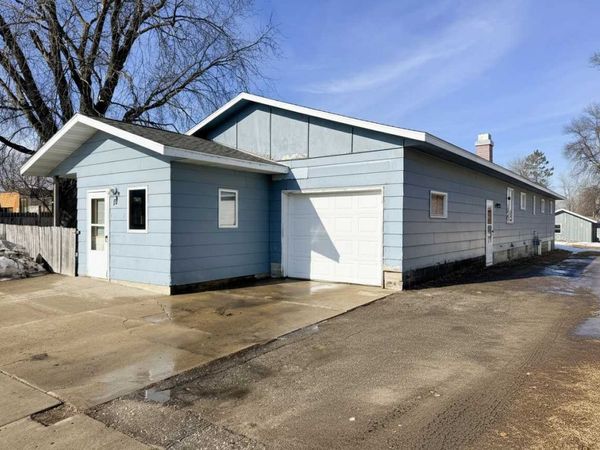 19 N Walker Avenue, New York Mills, MN 56567