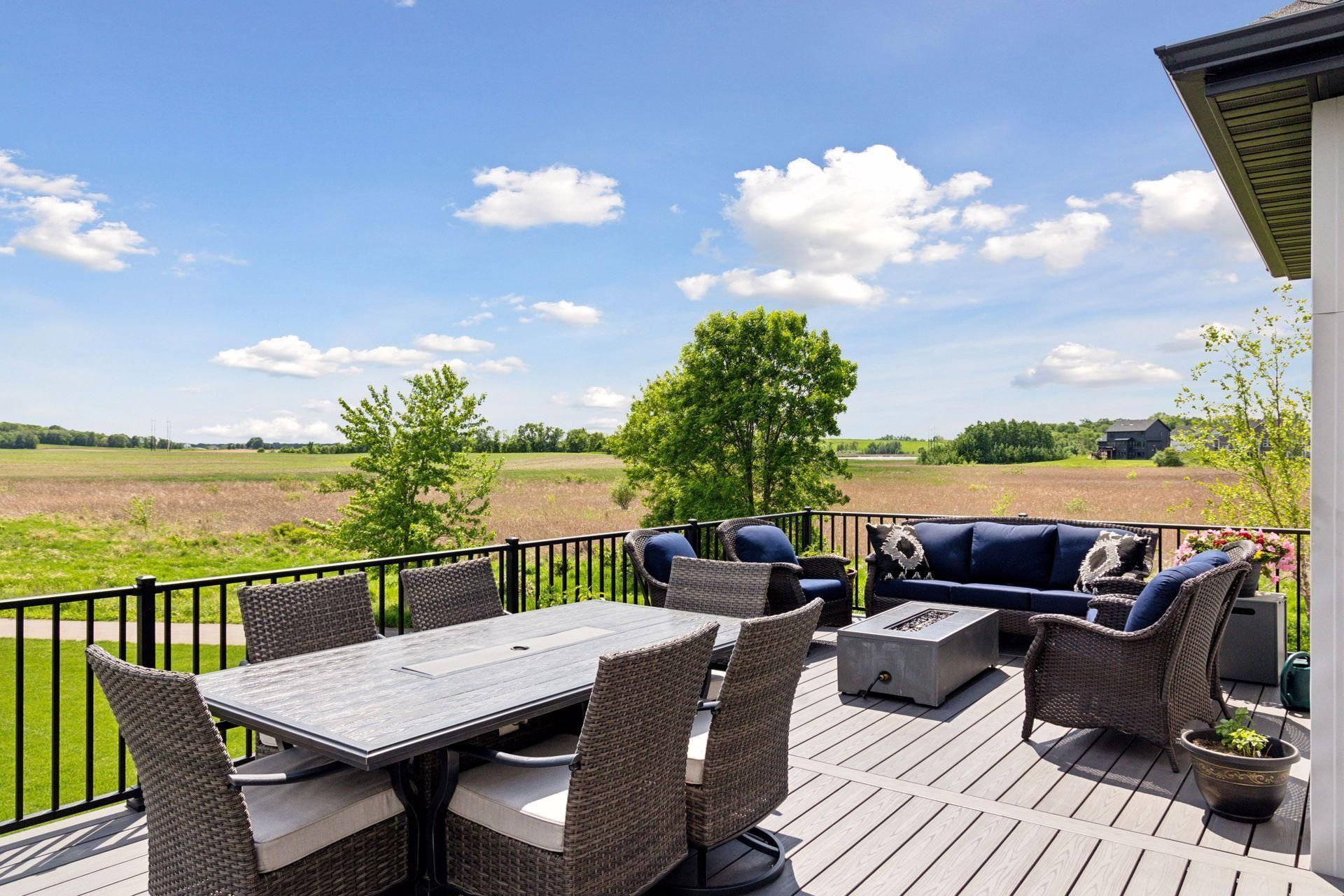 2275 Lakeshore Point Drive NE, Saint Michael, MN 55376