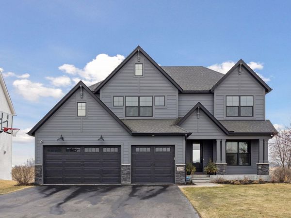 2275 Lakeshore Point Drive NE, Saint Michael, MN 55376