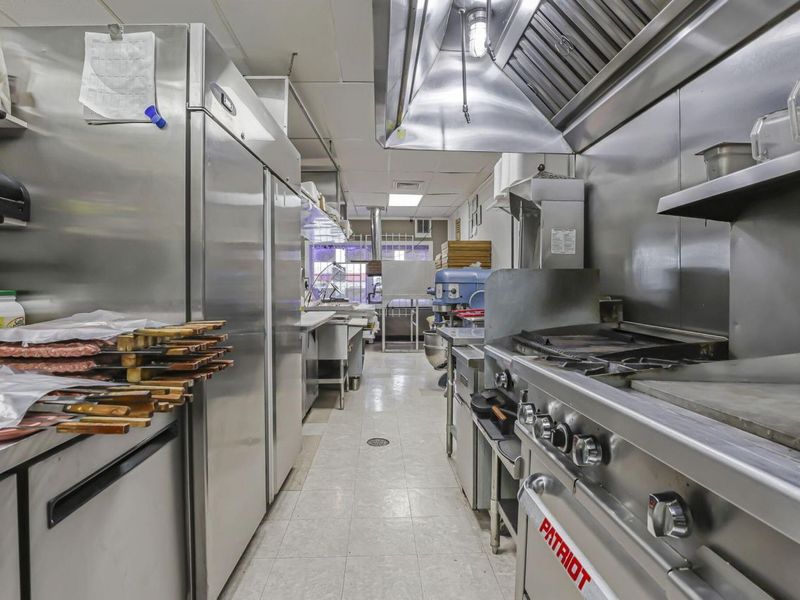 2151 E Dublin Granville Road, Unit K, Columbus, OH 43229 Photo 13