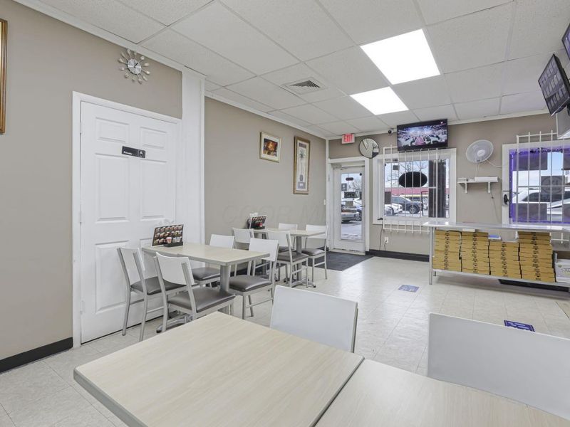 2151 E Dublin Granville Road, Unit K, Columbus, OH 43229 Photo 4