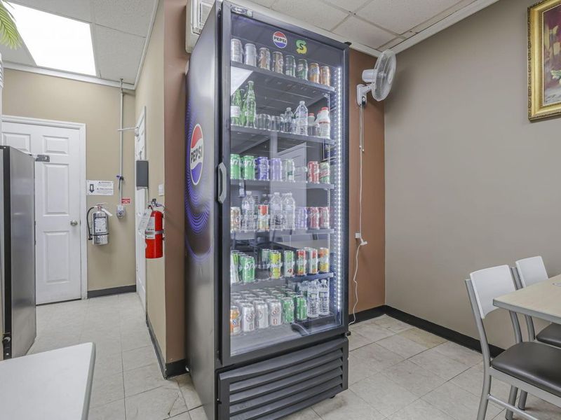 2151 E Dublin Granville Road, Unit K, Columbus, OH 43229 Photo 7