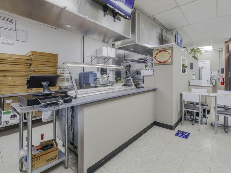 2151 E Dublin Granville Road, Unit K, Columbus, OH 43229 Photo 9