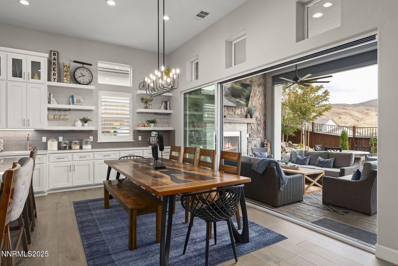 9131 Erickson Way, Reno, NV 89523 Photo