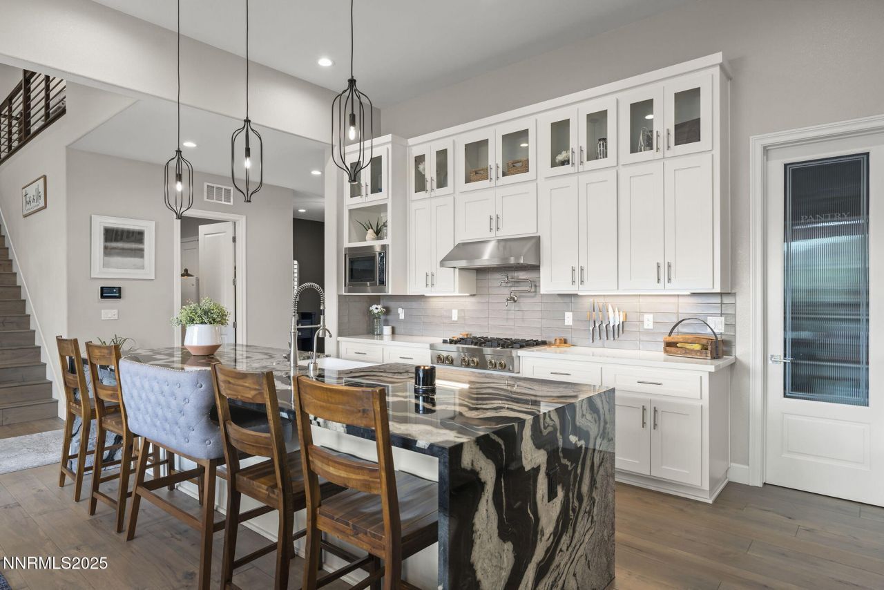 9131 Erickson Way, Reno, NV 89523 Photo