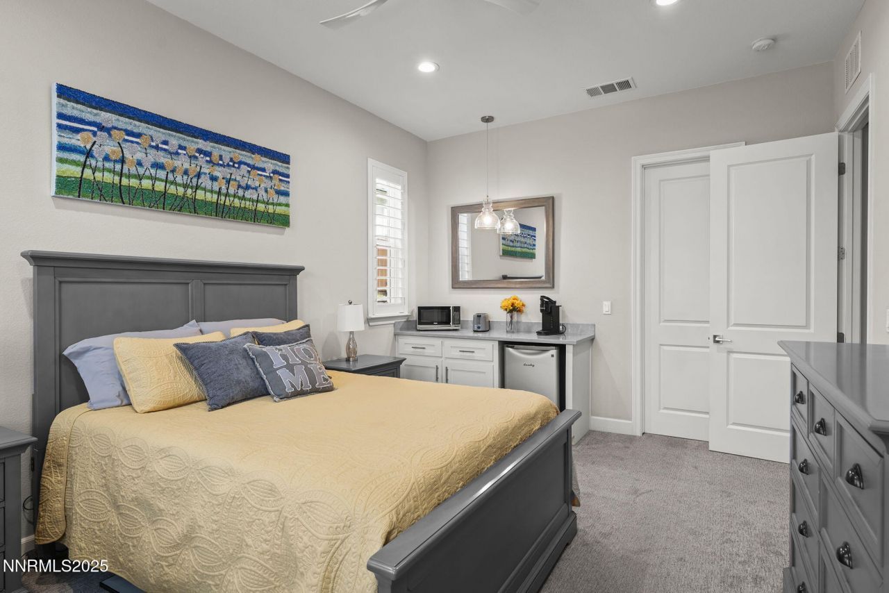 9131 Erickson Way, Reno, NV 89523 Photo