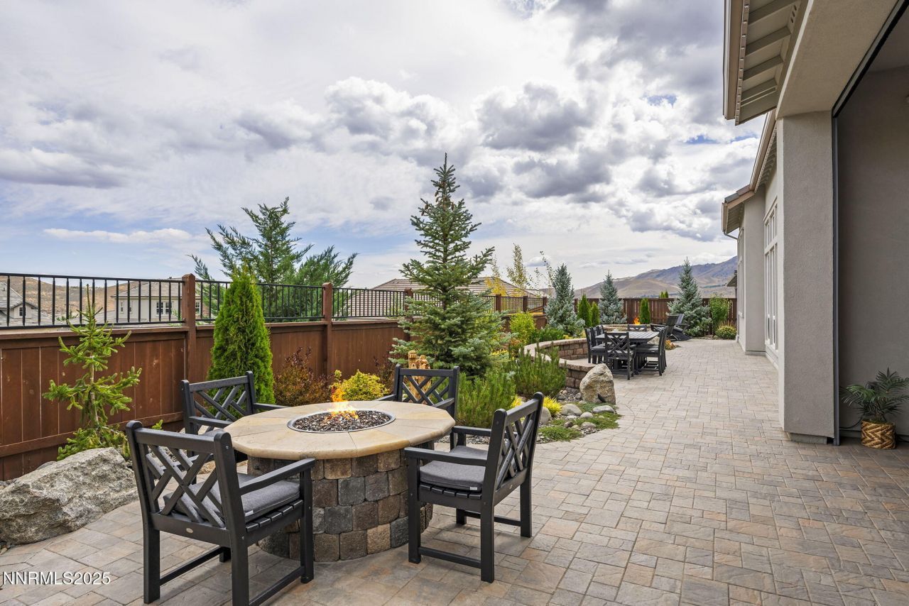 9131 Erickson Way, Reno, NV 89523 Photo