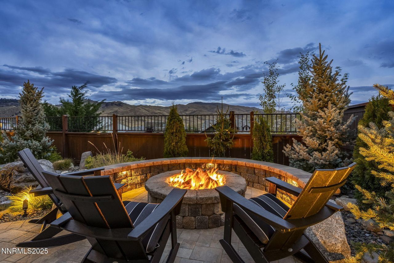 9131 Erickson Way, Reno, NV 89523 Photo