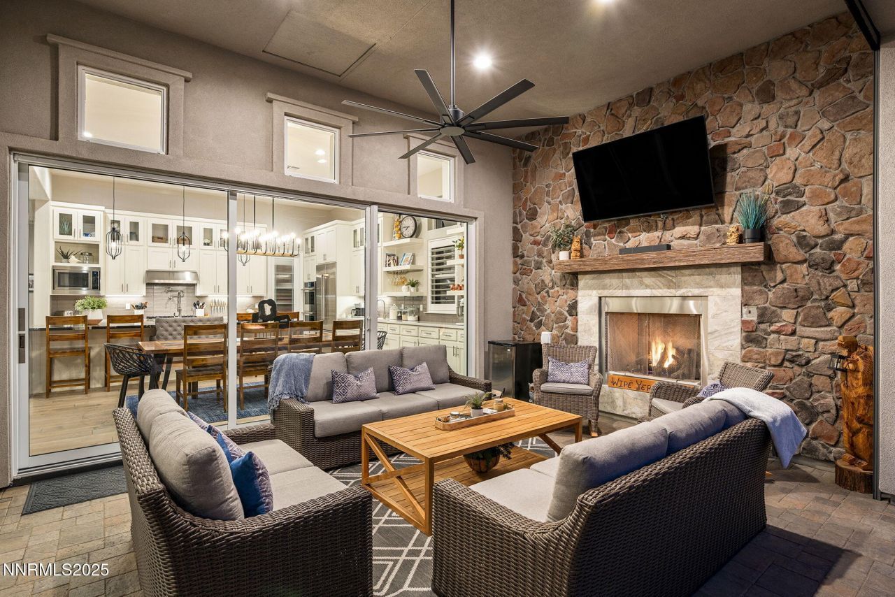 9131 Erickson Way, Reno, NV 89523 Photo