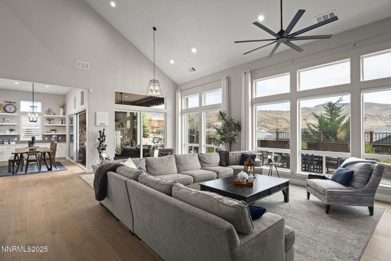 9131 Erickson Way, Reno, NV 89523 Photo