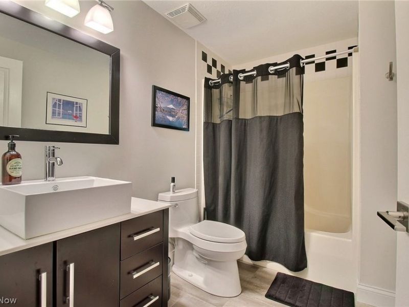 2 Haskell Drive, Bratenahl, OH 44108 Photo 20