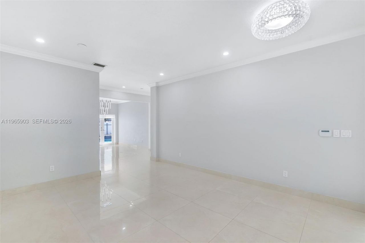 14813 NW 87th Pl , Miami Lakes, FL 33018 Photo