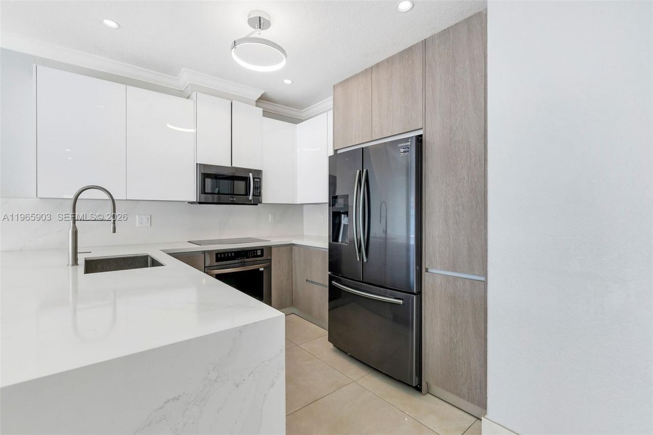 14813 NW 87th Pl , Miami Lakes, FL 33018 Photo