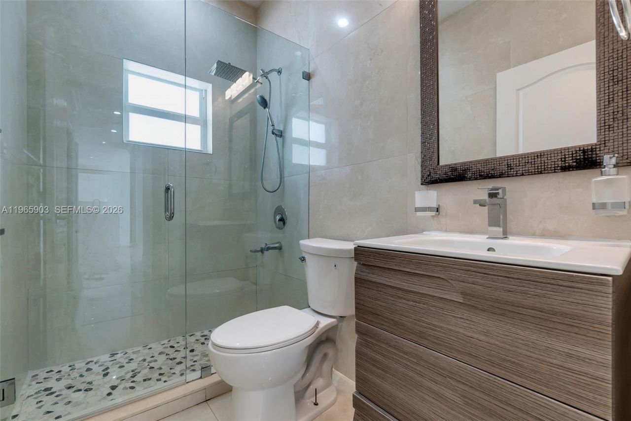 14813 NW 87th Pl , Miami Lakes, FL 33018 Photo