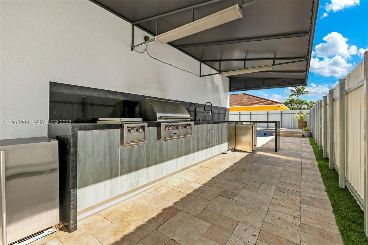 14813 NW 87th Pl , Miami Lakes, FL 33018 Photo