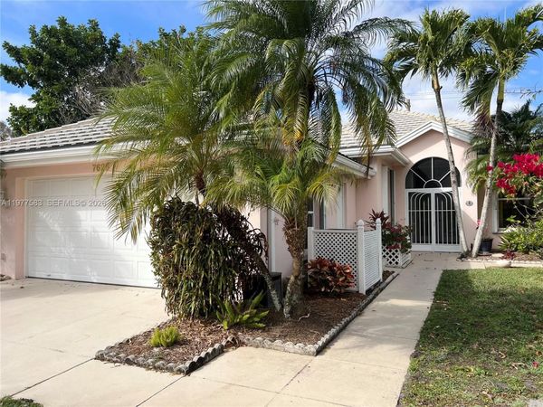 7625 SE Bay Cedar Cir, Hobe Sound, FL 33455