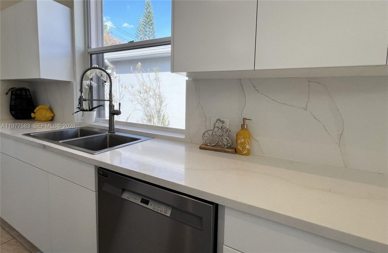 7625 SE Bay Cedar Cir, Hobe Sound, FL 33455 Photo