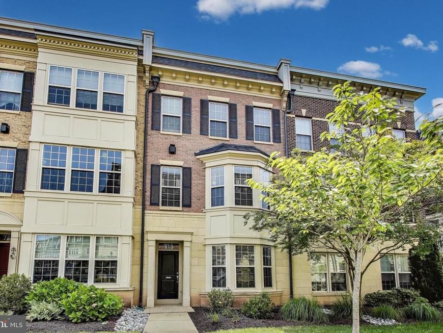 716 River Mist Drive , Oxon Hill, MD 20745 Main Photo