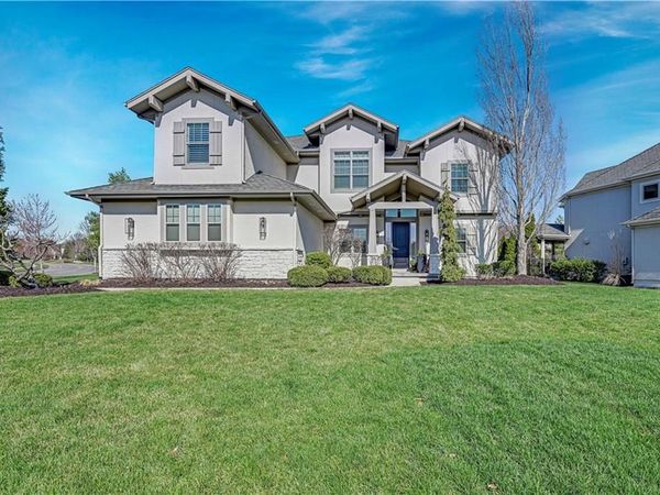 11212 W 164th Street, Overland Park, KS 66221