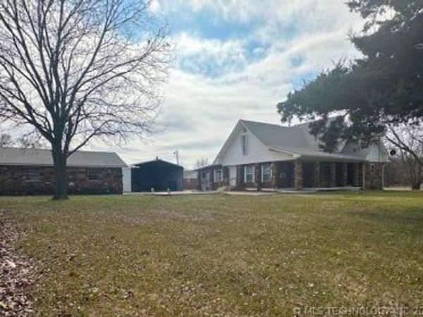 242 E Williams Street, Byars, OK 74831
