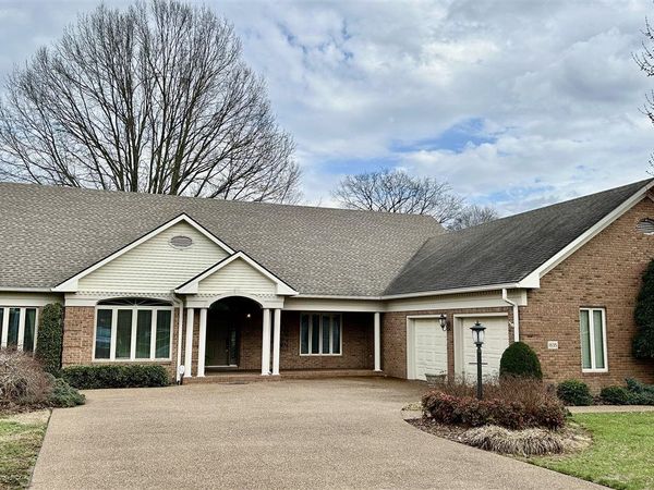 1835 Bent Tree Court, Bowling Green, KY 42103