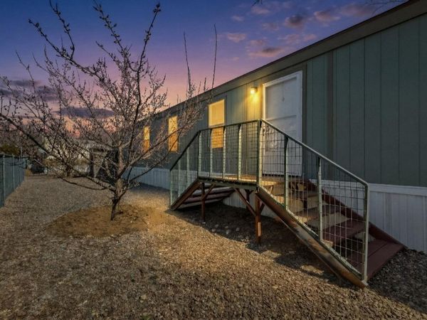 9509 Botts Street SE, Albuquerque, NM 87123